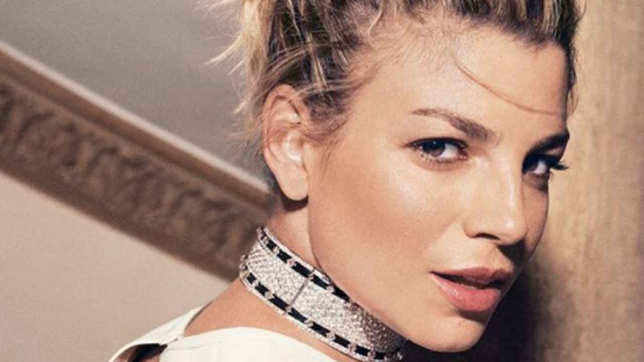 Emma Marrone salute mal di testa