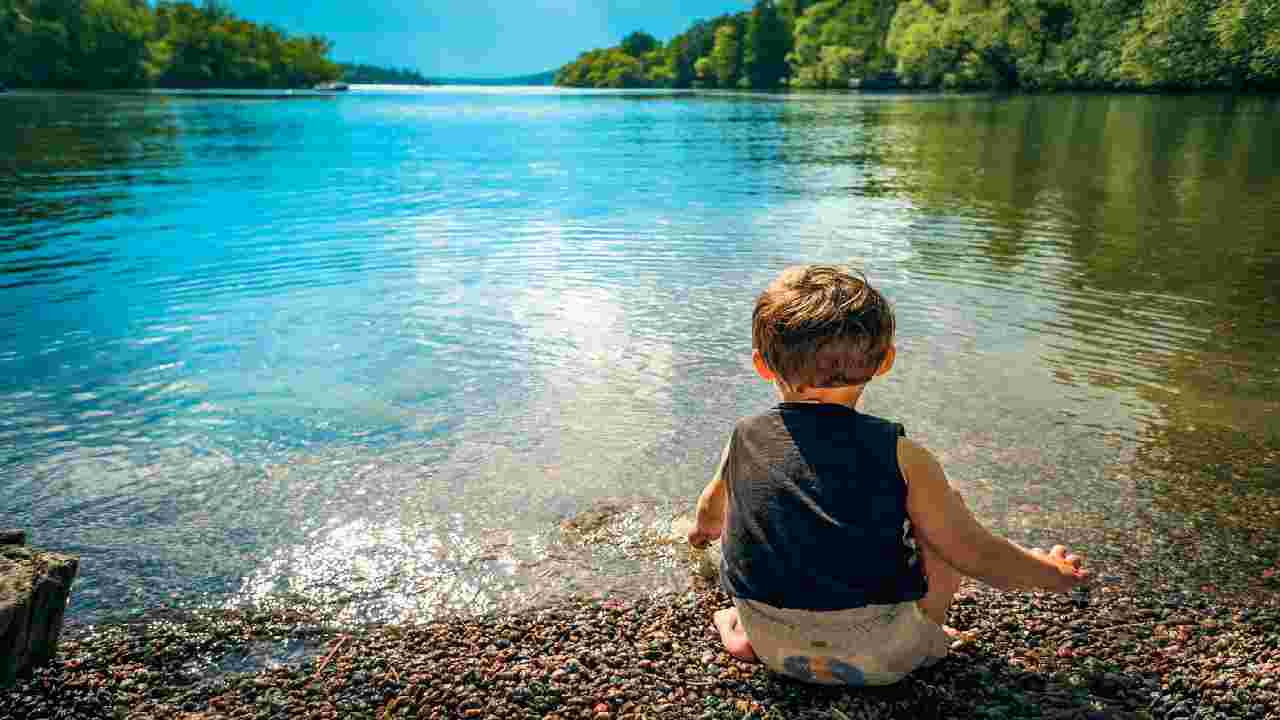 bambino fa bagno lago e muore ucciso da ameba mangia cervello