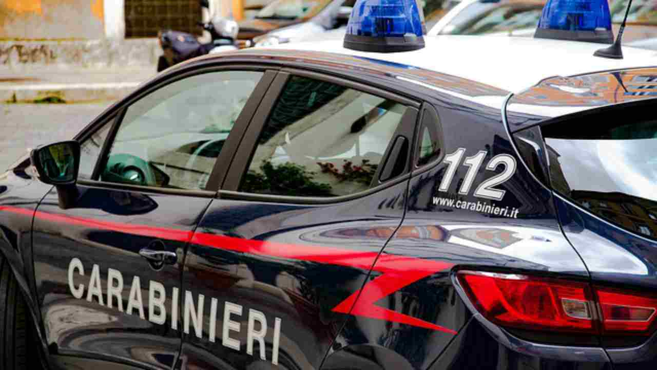 Milano botte alla mamma, bimbo denuncia