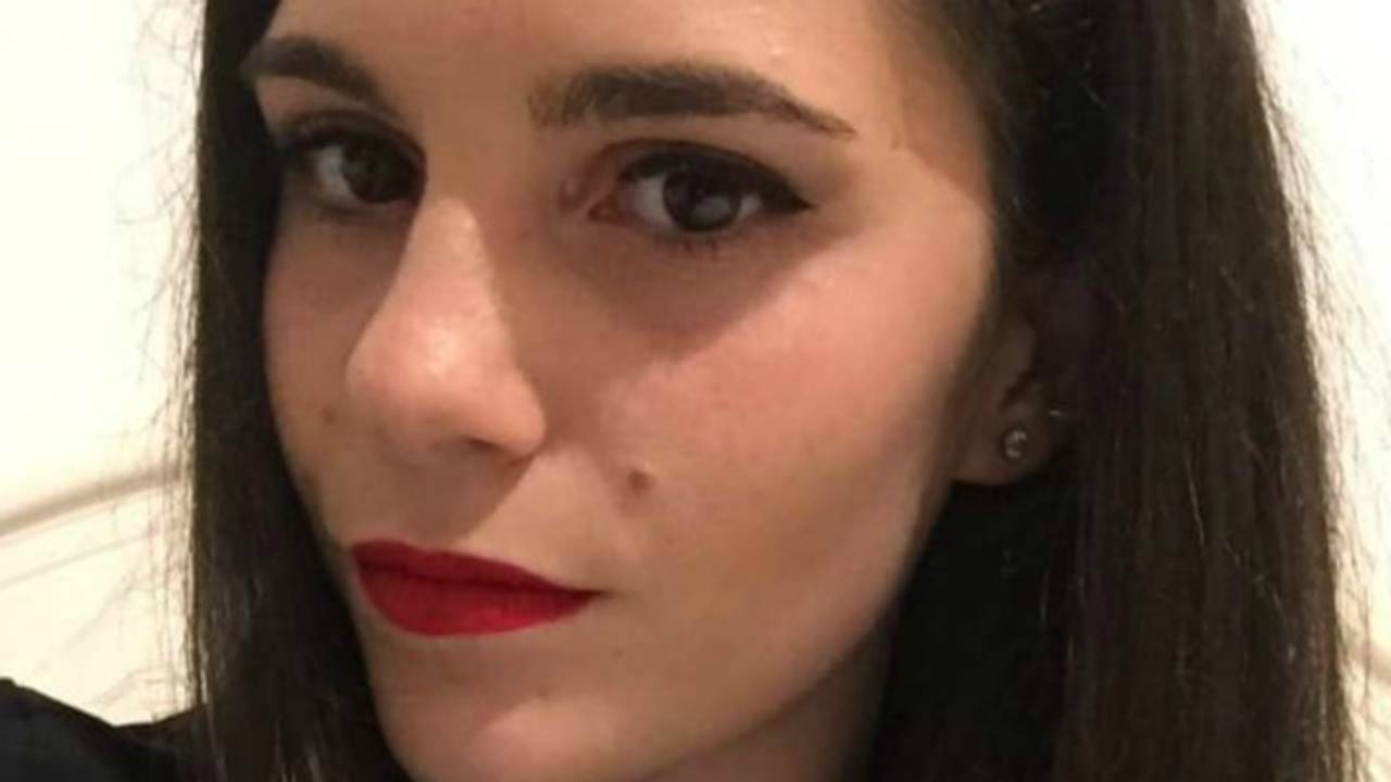 Lipari, Lorenza Famularo morta a 22 anni