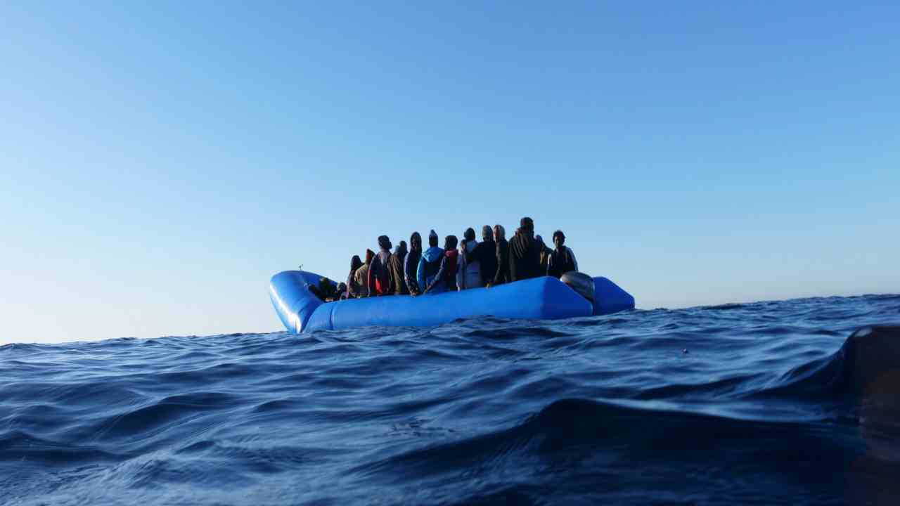 migranti salvati mazara del vallo