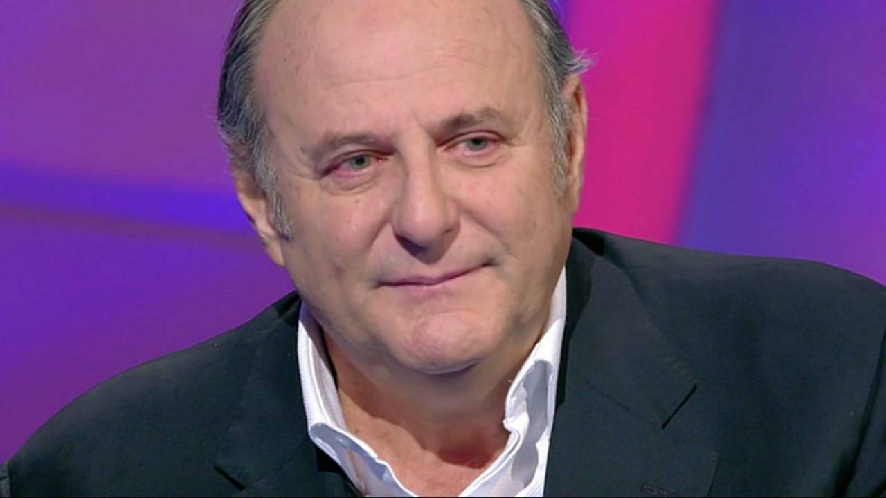 Gerry Scotti intervistato in radio