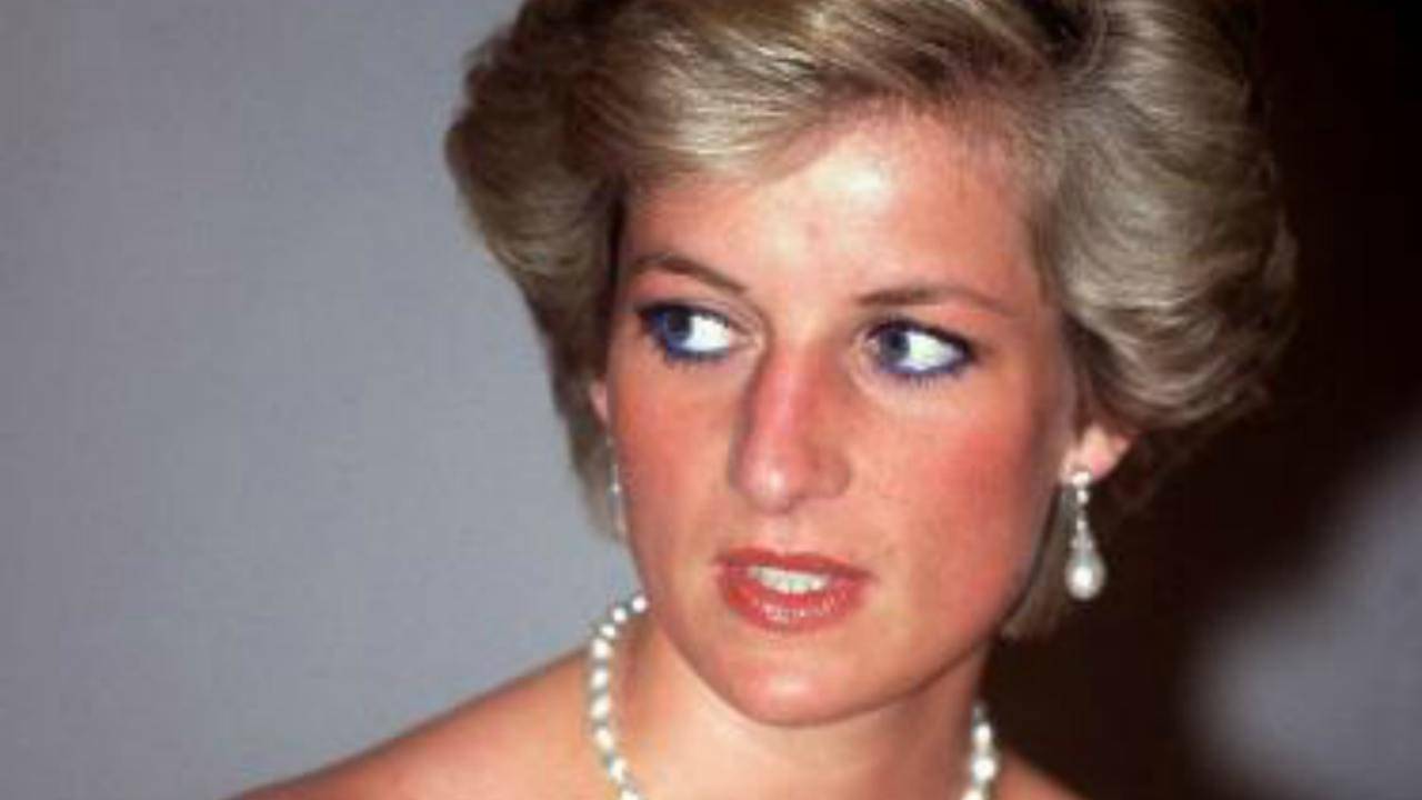 lady diana bambina piccola