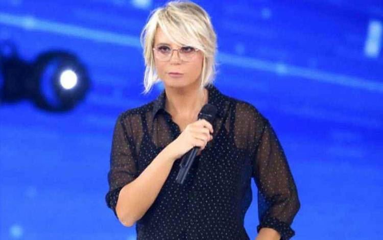 maria de filippi ad amici primo piano