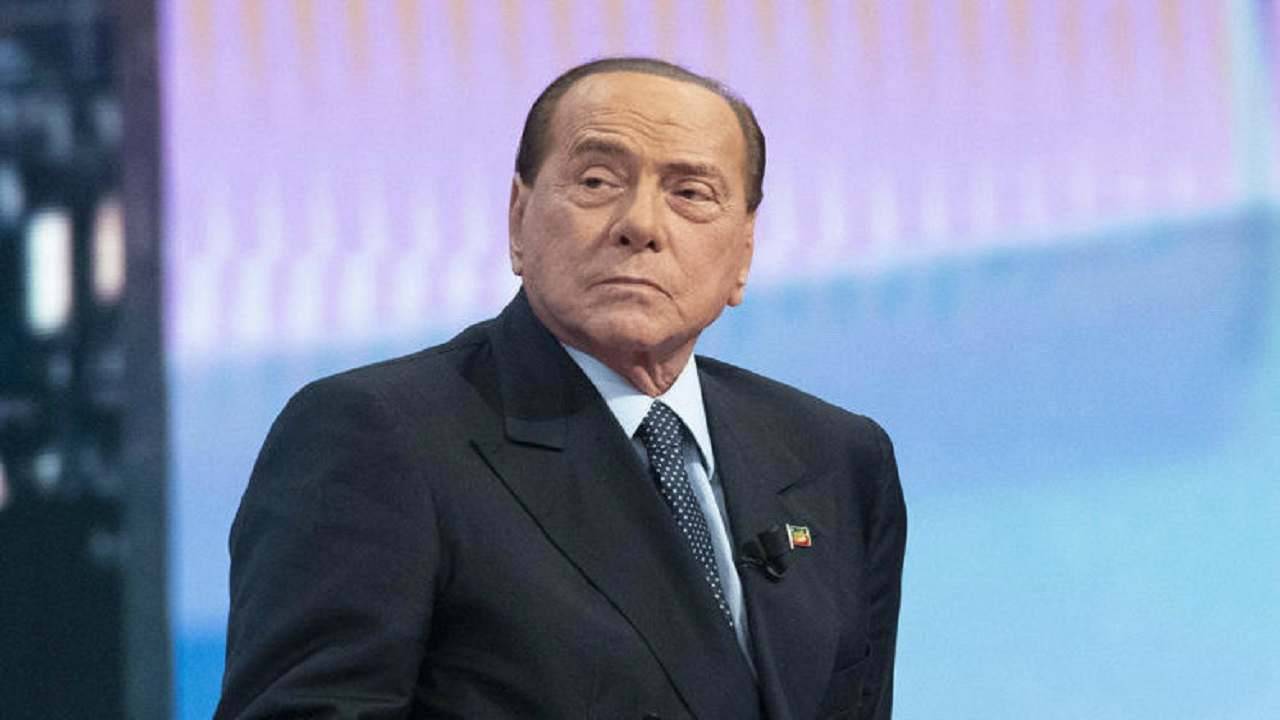 Silvio Berlusconi chiede di mettere da parte le polemiche: "Ragioniamo da Paese unito"