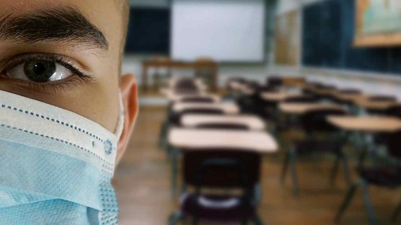 Università online, aumentano gli iscritti: dal 1° marzo ritorno alla presenza