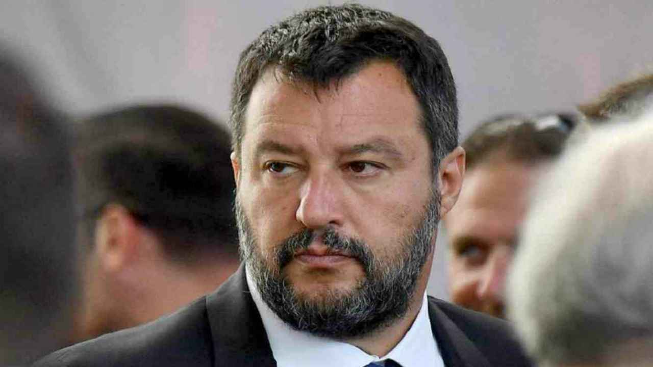 Governo, Matteo Salvini: "Serve una azione compatta, posso dare una mano al Paese"