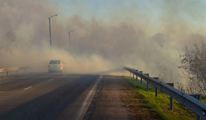 Incidente autostrada auto carbonizzati