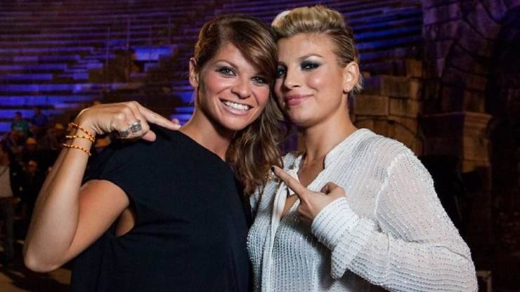 il nuovo singolo di emma marrone e alessandra amoroso, le due cantanti insieme