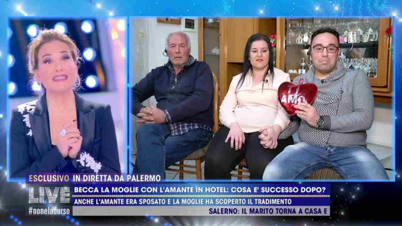 Live - Non è la D'Urso, Grazia e Gianluca