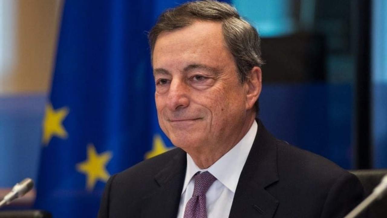 Mario Draghi accetta l'incarico di formare il nuovo Governo