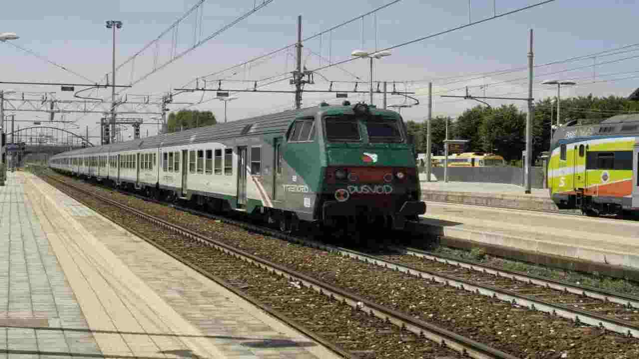 scoperto cadavere tetto treno