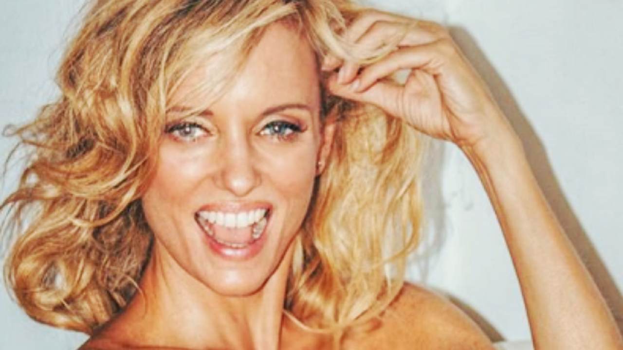 Justine Mattera senza veli