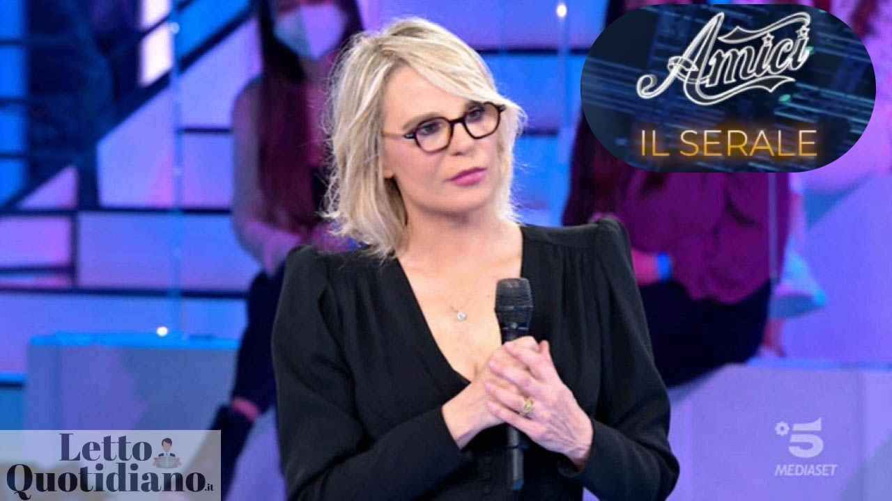 Amici 20 il serale- guanti di sfida e polemiche