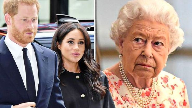 Regina Elisabetta terribilmente delusa da Harry e Meghan: l'ultima speranza della sovrana