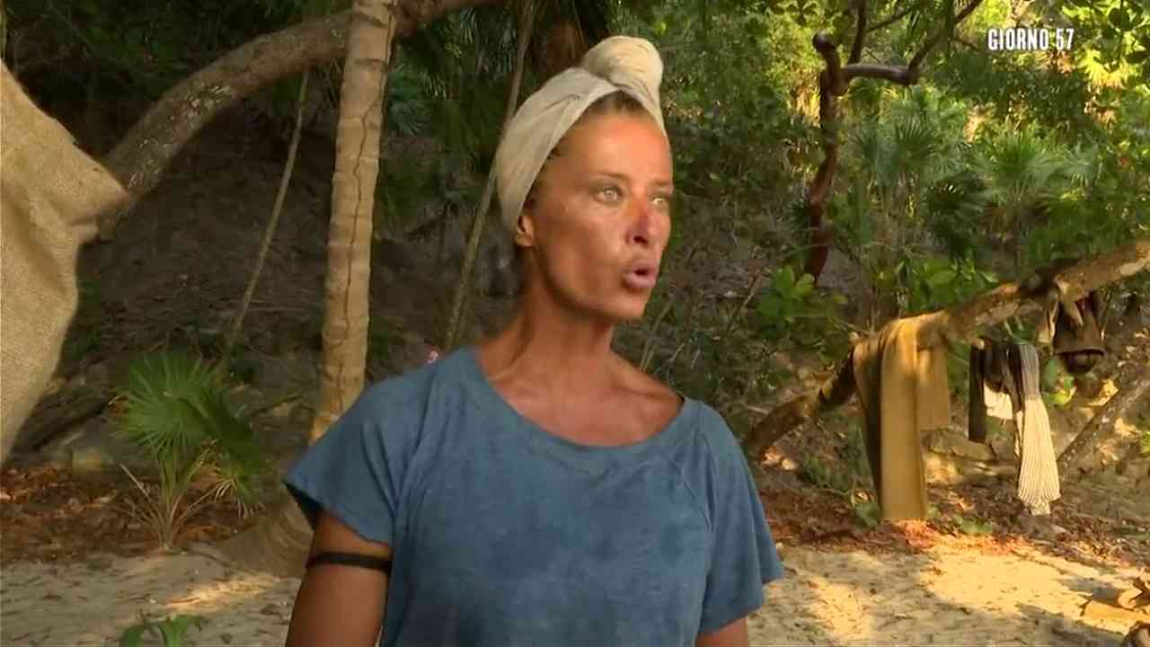 Valentina Persia, L'Isola dei Famosi 2021