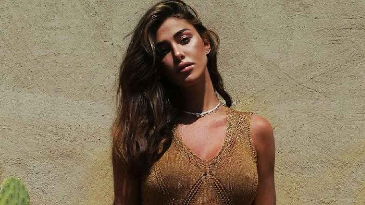 Belen Rodriguez seno più voluminoso