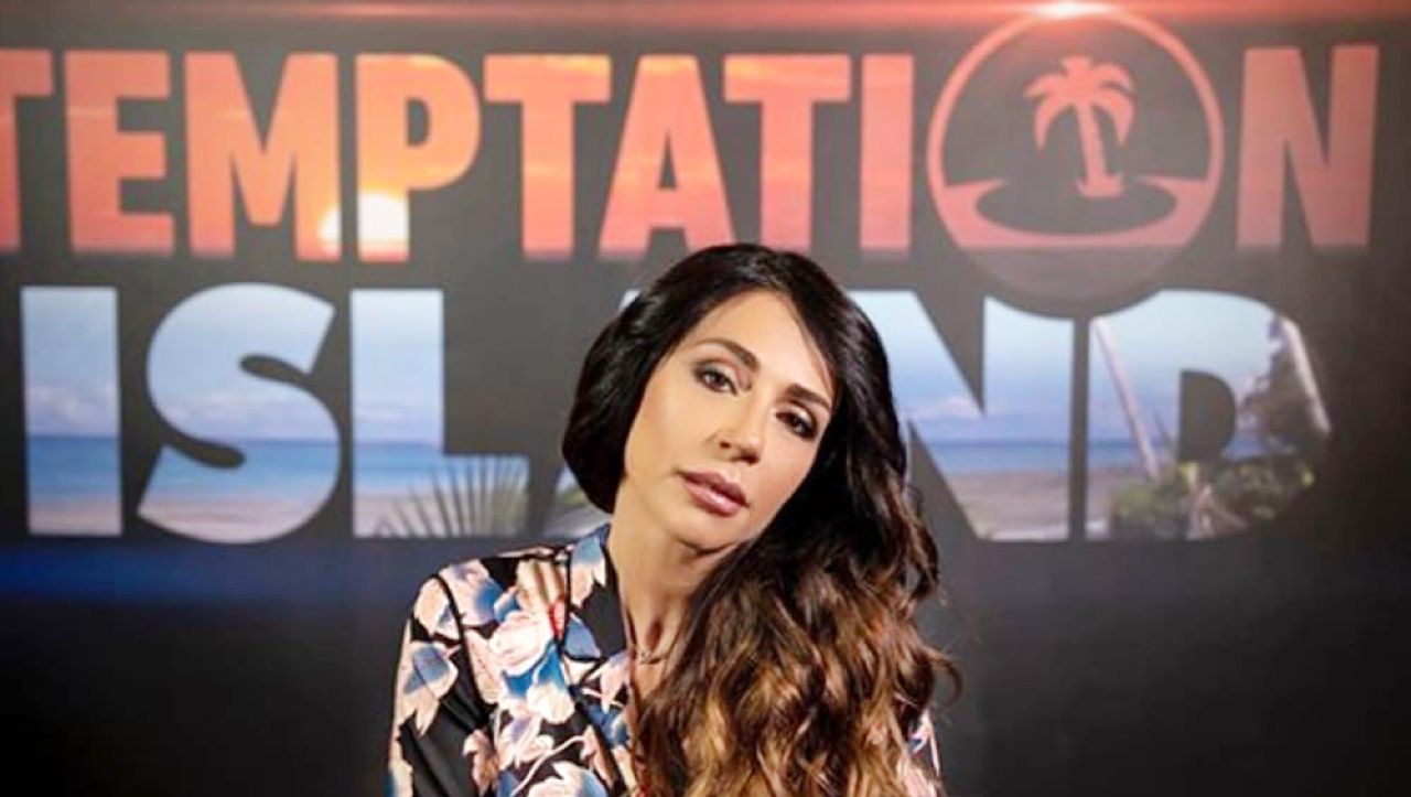 Temptation Island sta per ricominciare. A poche ore dalla fine delle riprese, la Mennoia rompe il silenzio, la confessione spiazzante.