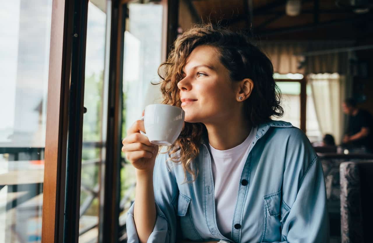 Bere il caffè la mattina -Lettoquotidiano