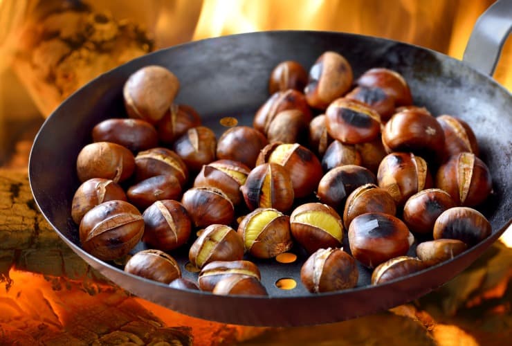 Castagne cotte in padella -Lettoquotidiano