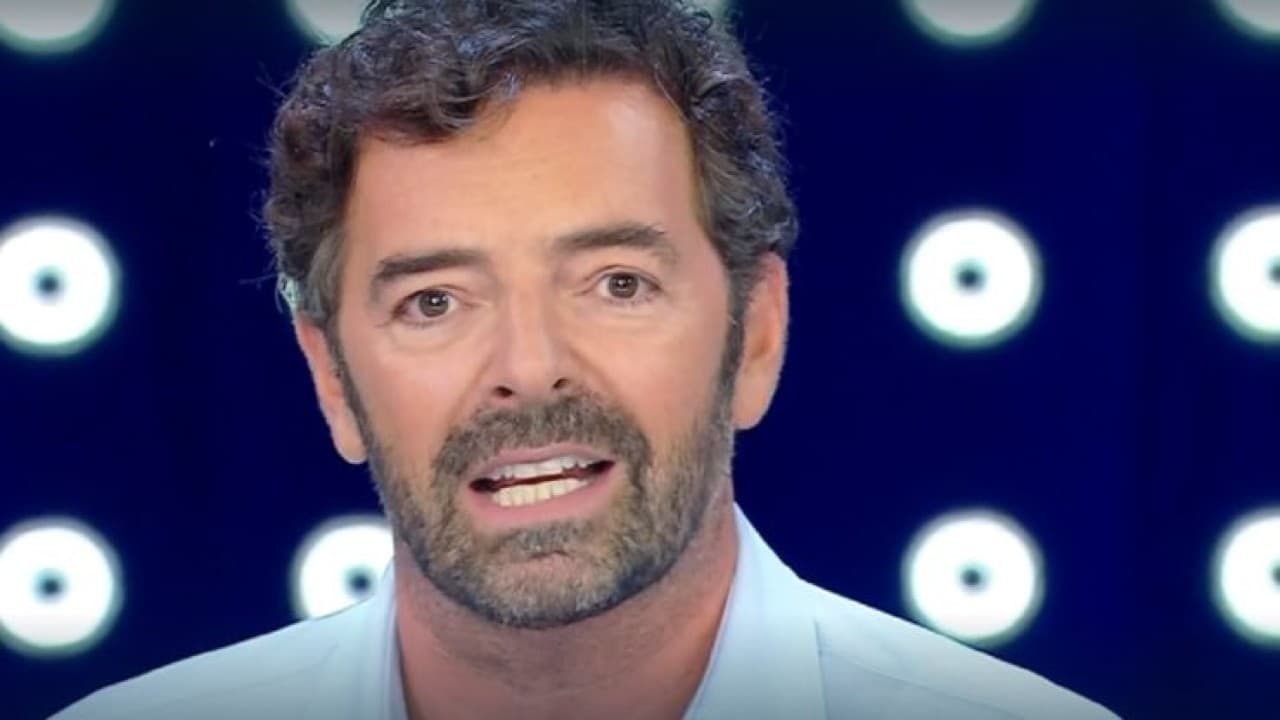 Alberto Matano fa coming out in diretta e sorprende tutti