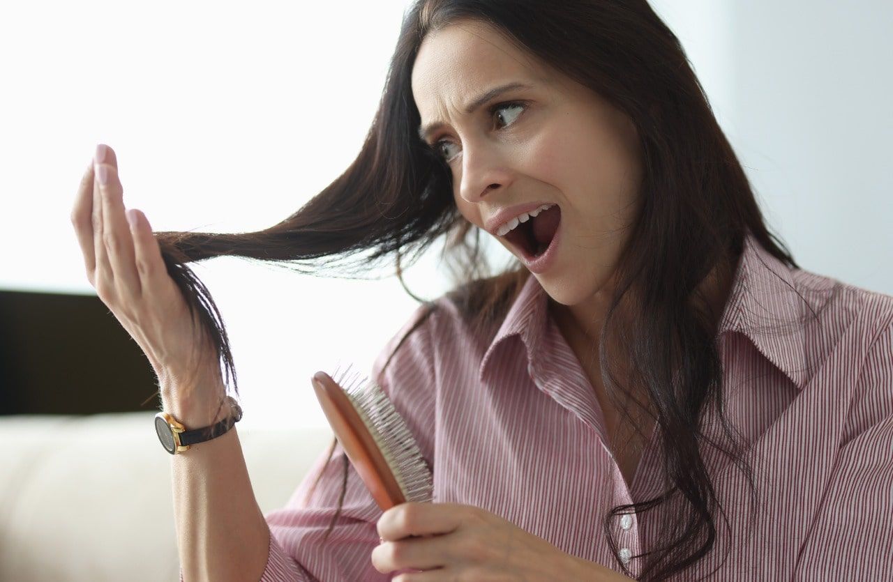 Capelli che cadono -Lettoquotidiano