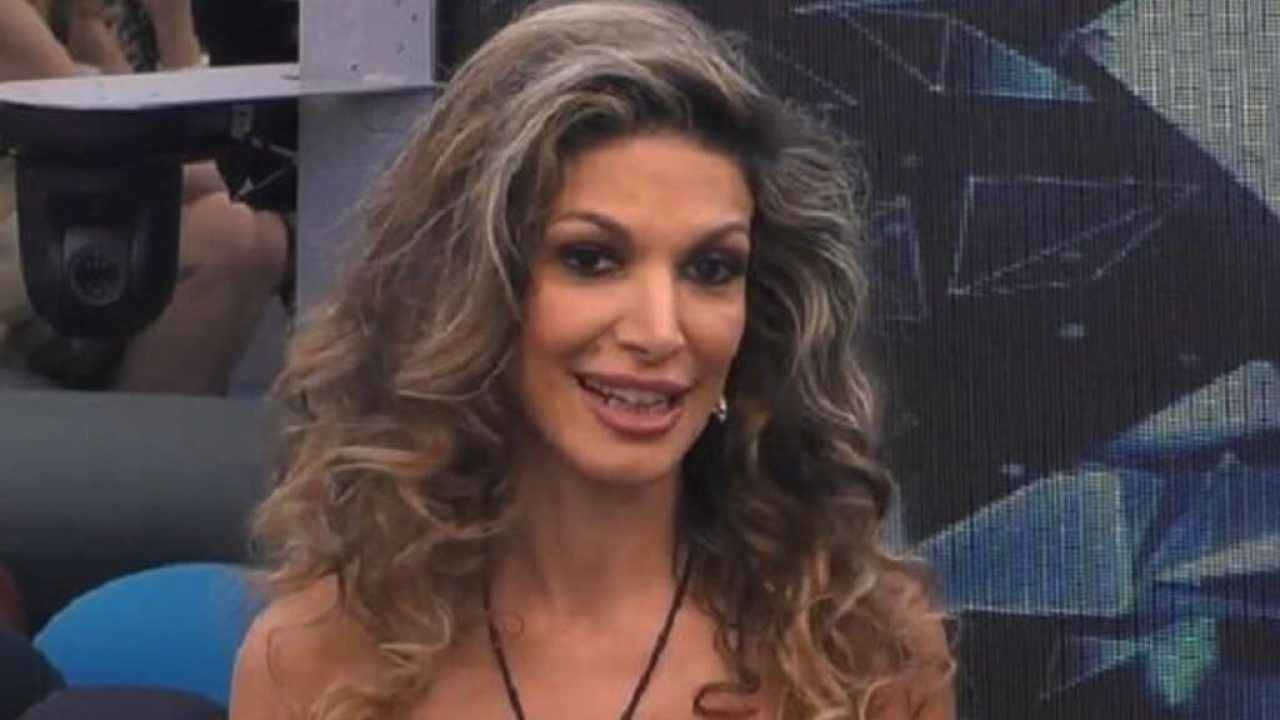 Maria Monsè, conosciamo tutti i particolari della vita privata della showgirl