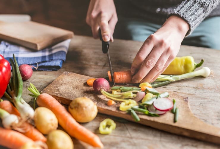 Tagliare alimenti -Lettoquotidiano