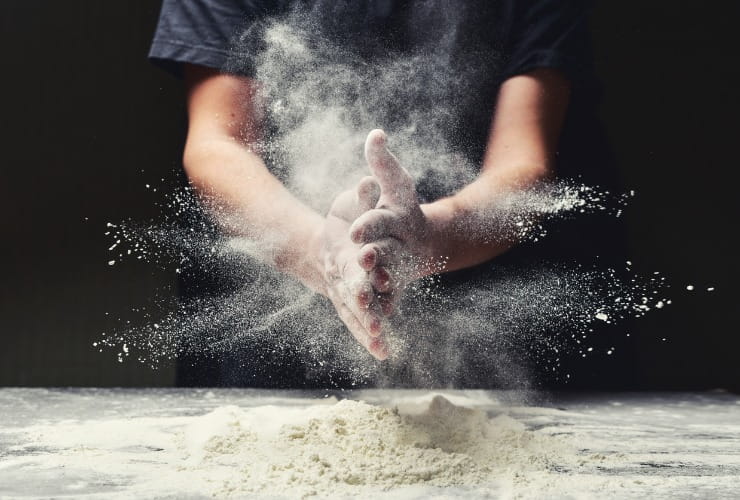 Mani sporche di farina - LettoQuotidiano-it