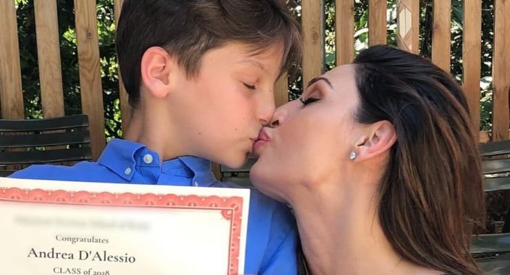 Anna Tatangelo ed il figlio