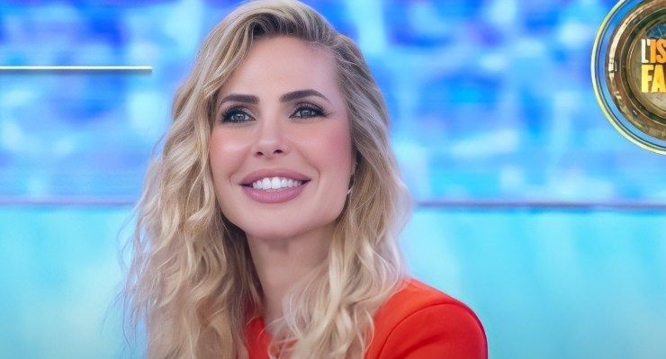 Ilary Blasi all'Isola Dei-Famosi