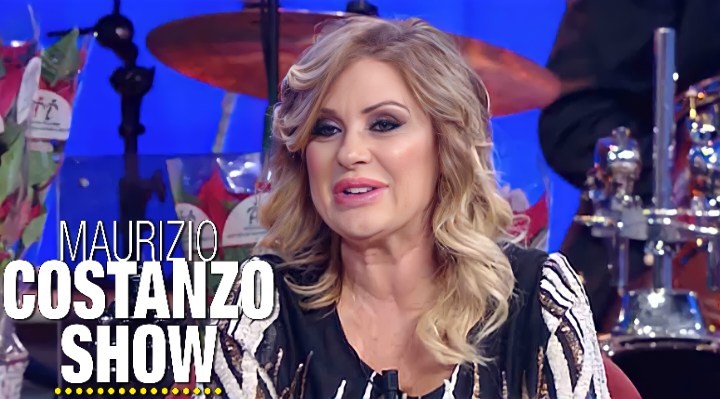 Tina Cipollari al Maurizio Costanzo Show