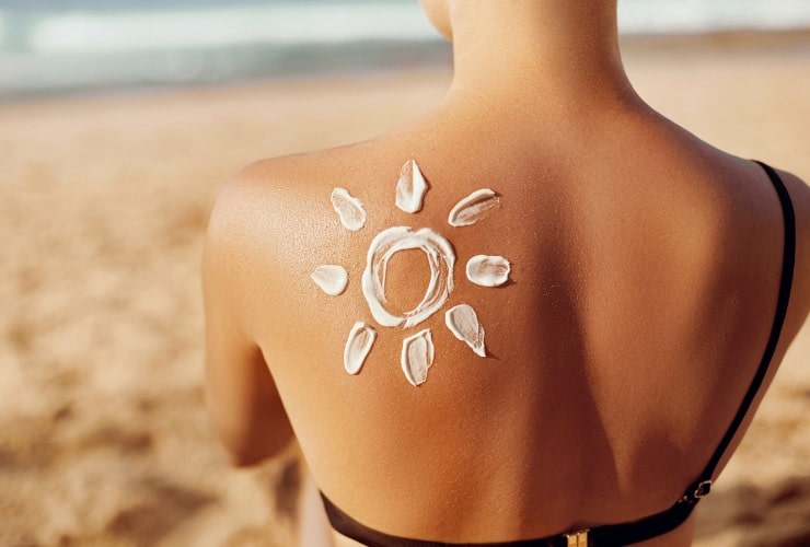 Protezione solare sulla pelle