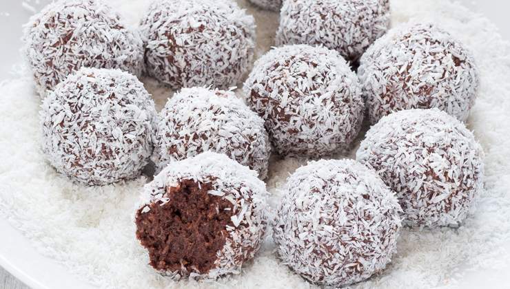 Dolcetti freddi al cocco 