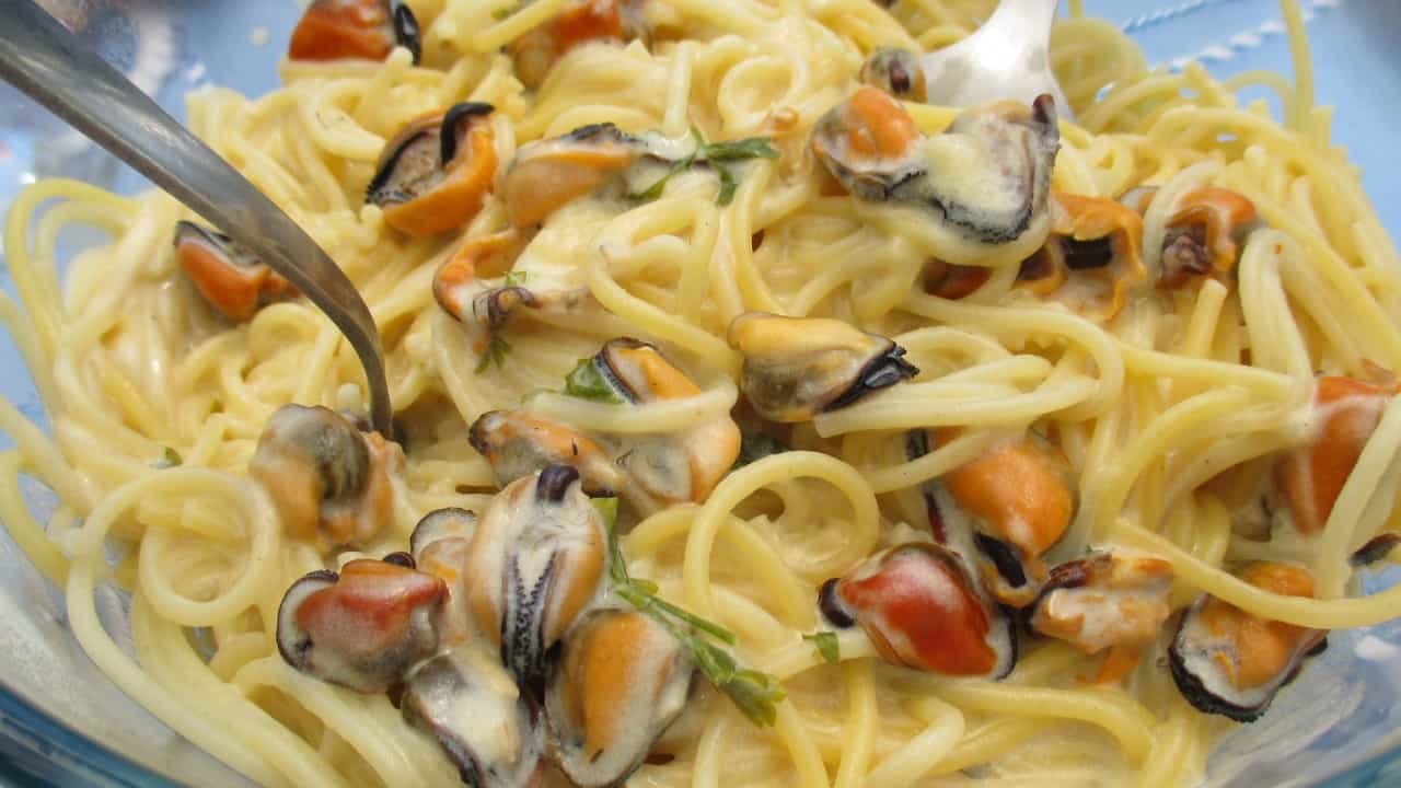 Spaghetti cozze e fiori di zucca