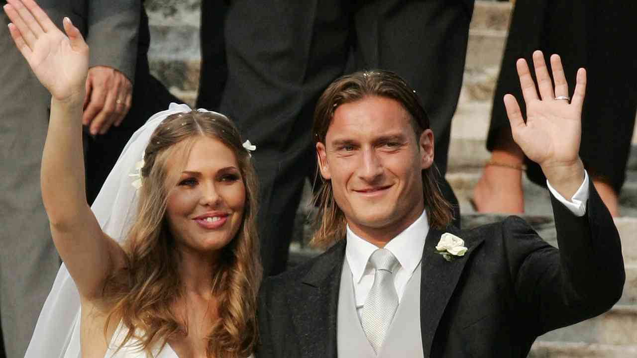Francesco Totti e Ilary Blasi il giorno del matrimonio