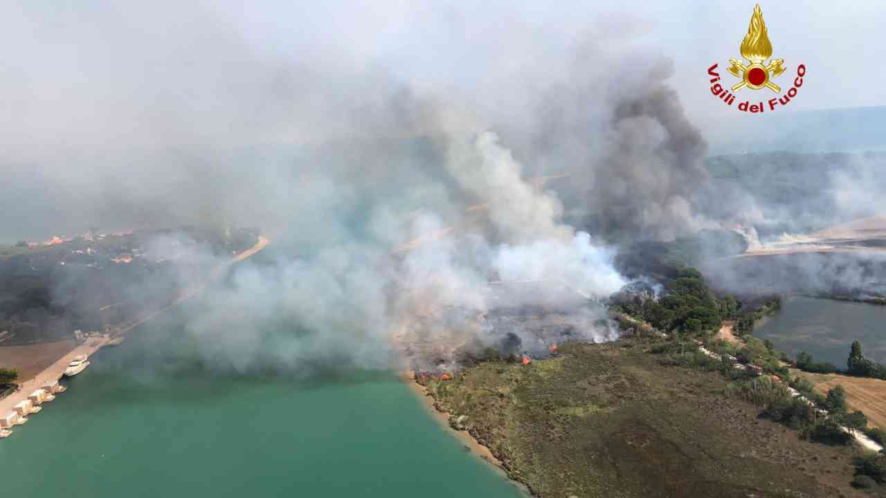 Incendio nella pineta di Bibione