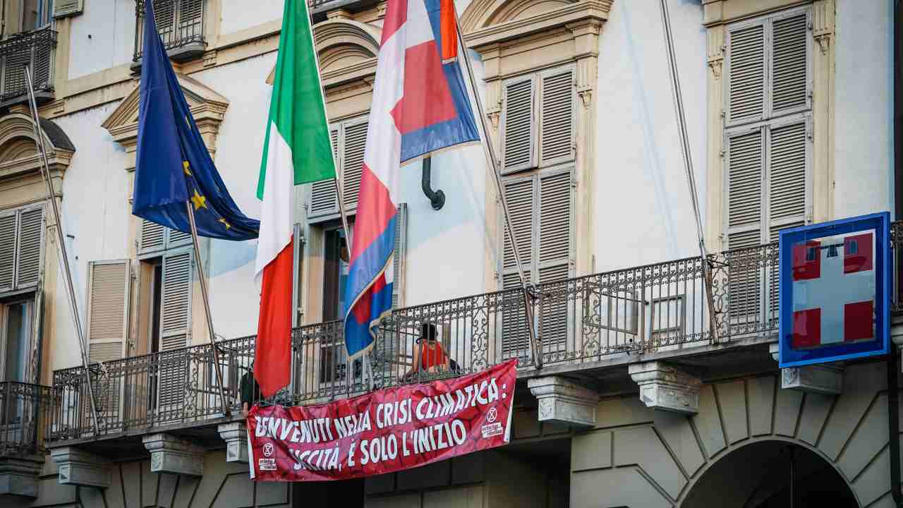 Lo striscione