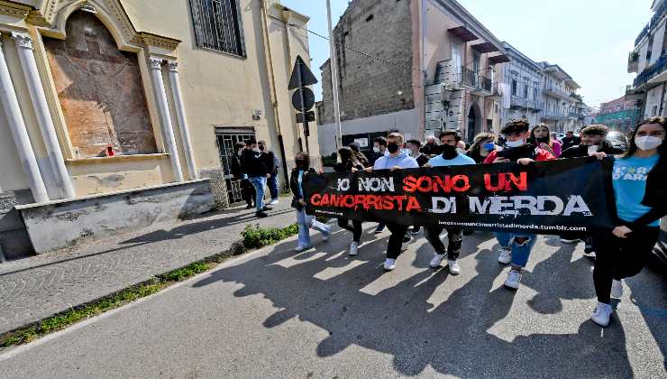 Napoli manifestazione contro il pizzo