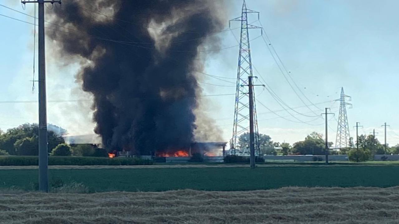 incendio Voghera