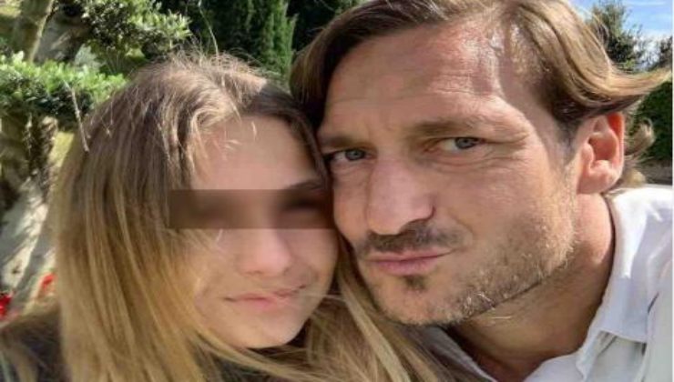 Totti: Chanel e il gesto ad Ilary