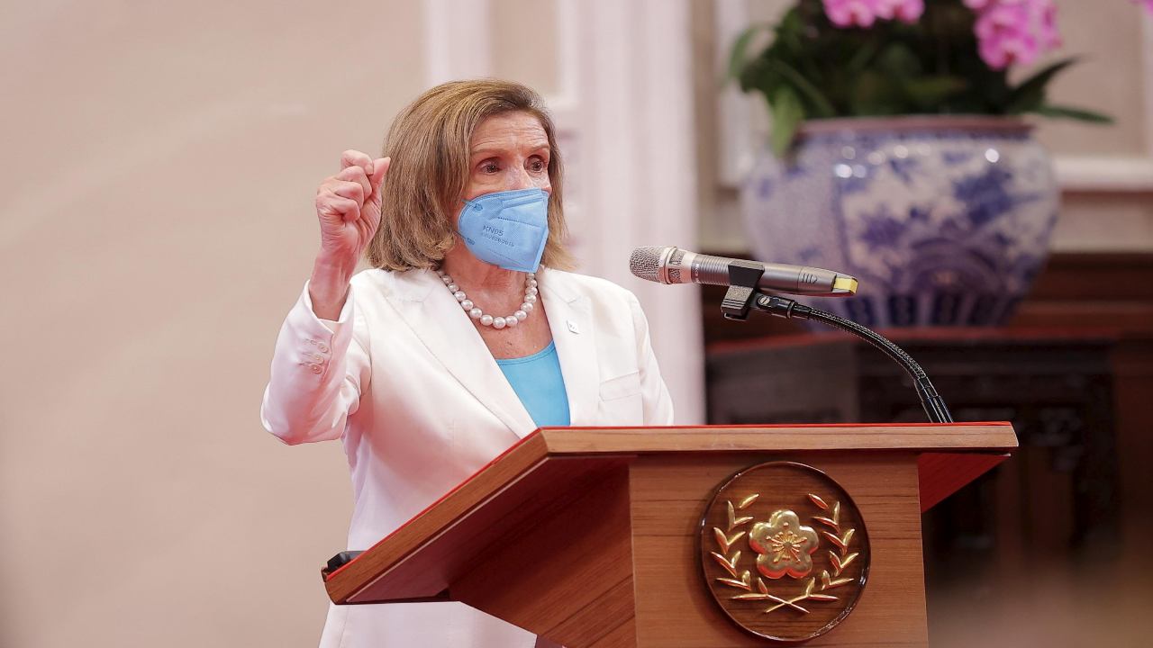 Nancy Pelosi parla a Taiwan 