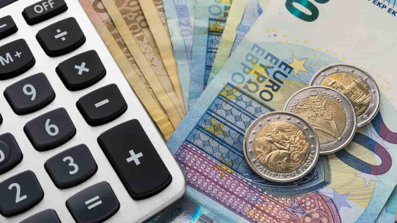 Calcolatrice e di denaro in euro