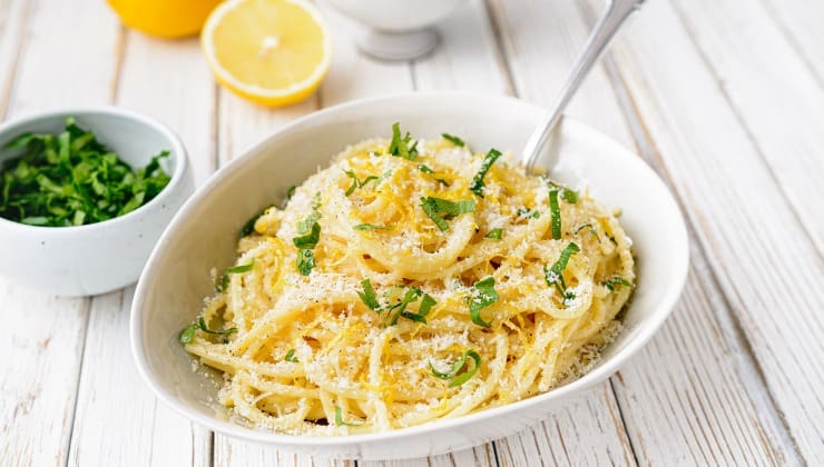 Pasta al limone con parmigiano