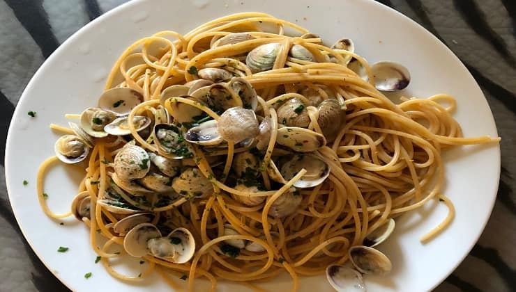 Piatto spaghetti con le vongole