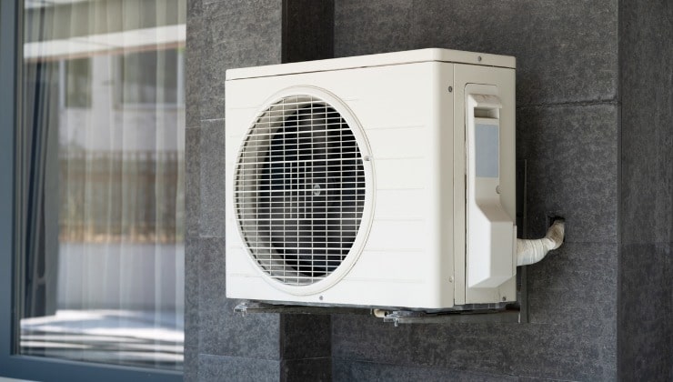 Pompa di calore esterna per condizionatore