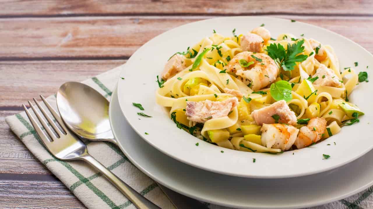 Tagliatelle gamberi e zucchine