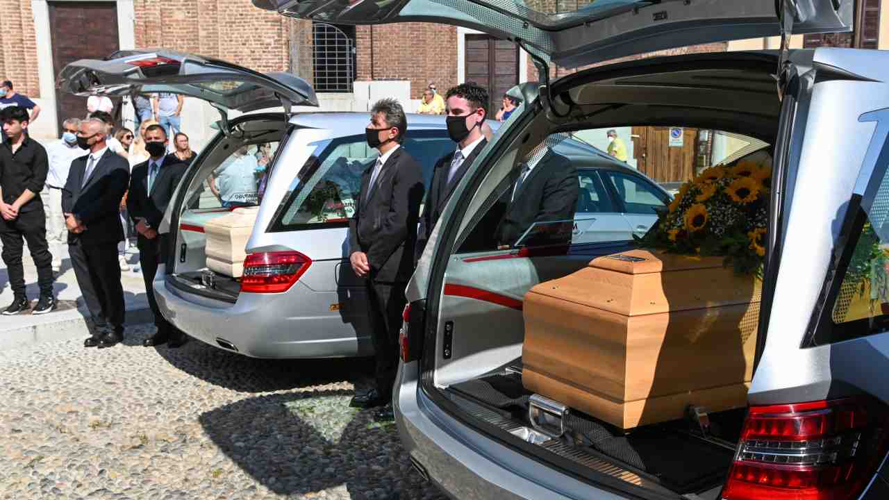 Funerali Giulia e Stefania
