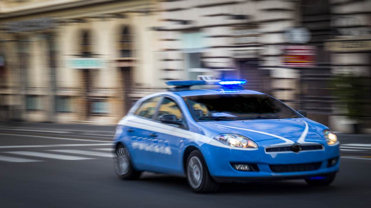 Polizia 