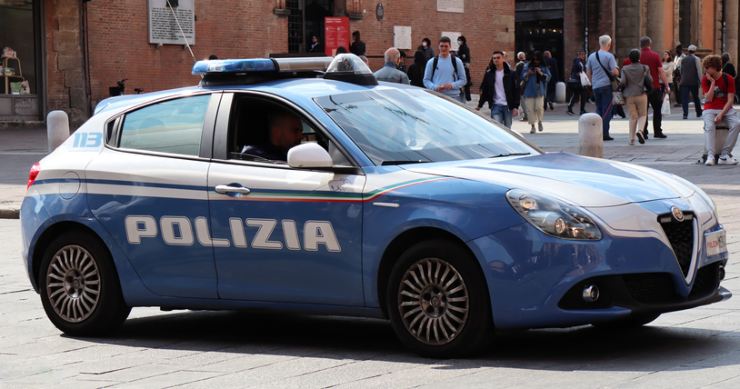 Polizia 